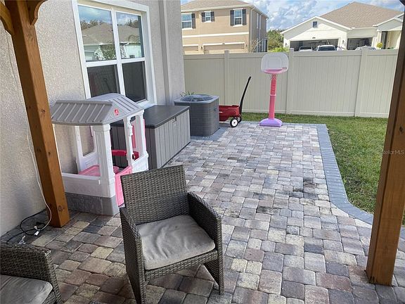 4th image of 32611 Abby Lax Ln