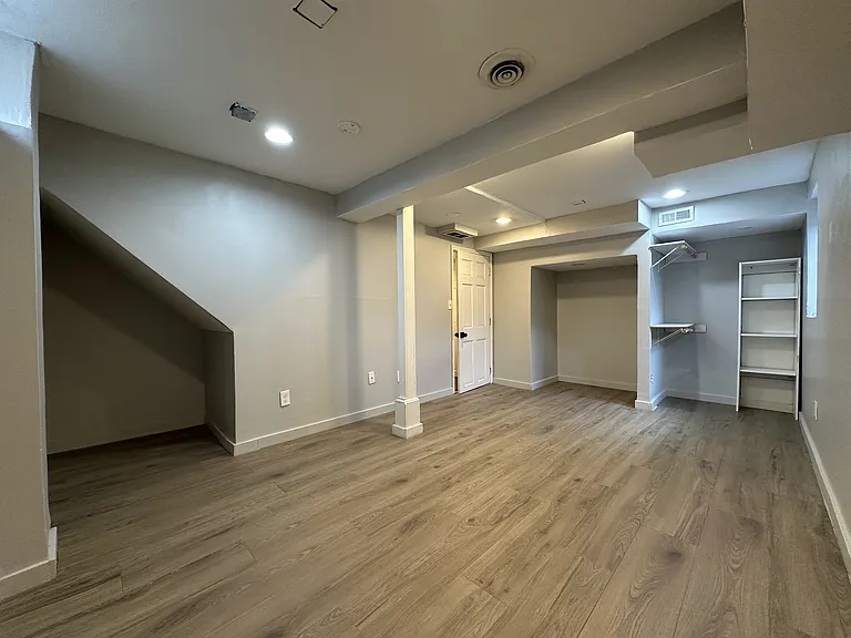 4061 Vernon Ave S — Photo 17