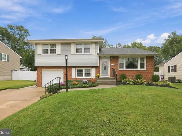 207 Massachusetts Ave, Cherry Hill, NJ 08002