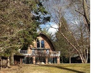 9650 Vermont Hill Rd, Holland, NY 14080