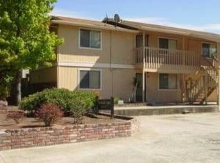 817 NE A St APT I, Grants Pass, OR 97526