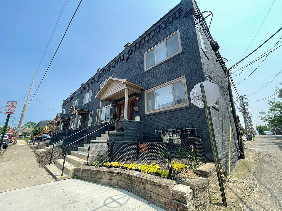 117 E 9th Ave #117