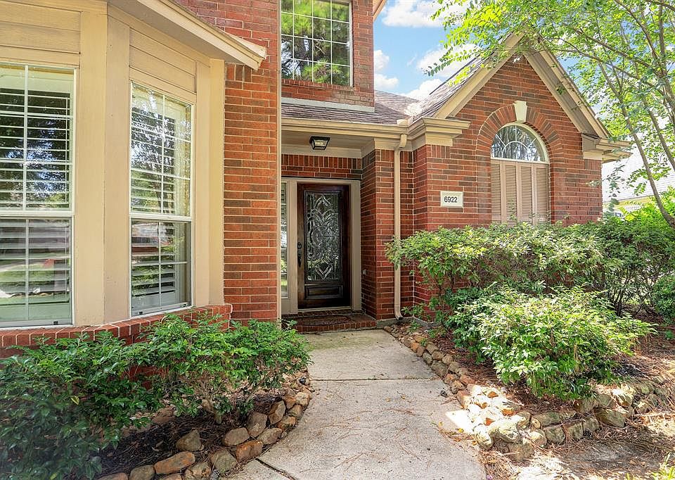 1st image of 6922 Wild Violet Dr
