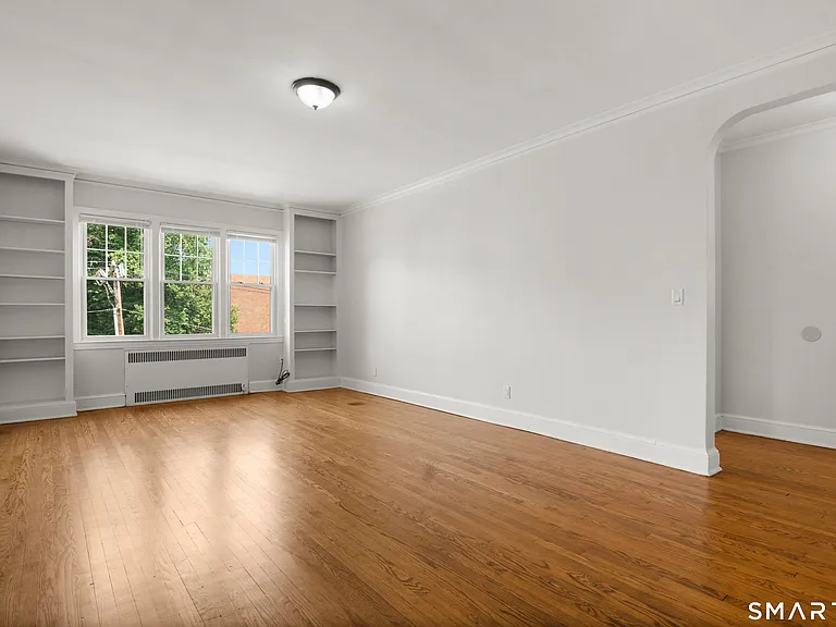 6 Highland St #B2 — Photo 6