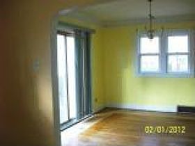4th image of 158 W Pearl Ave