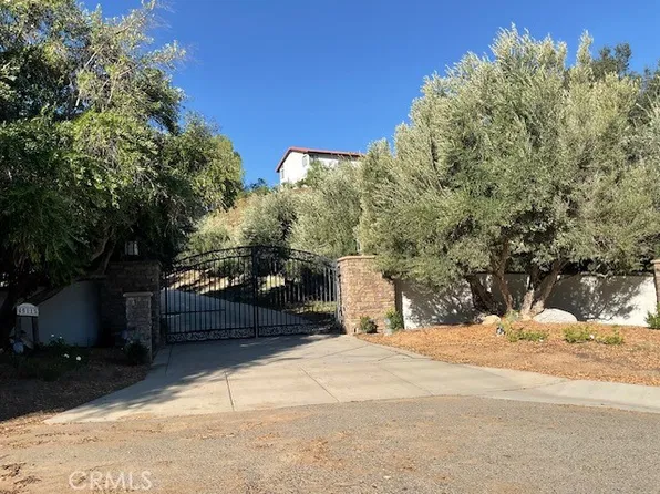 45115 Los Caballos Rd, Temecula, CA 92592