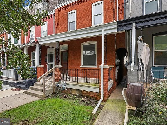 2nd image of 240 E Ross St