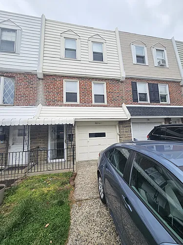 58 Suburban Ln Photo 1