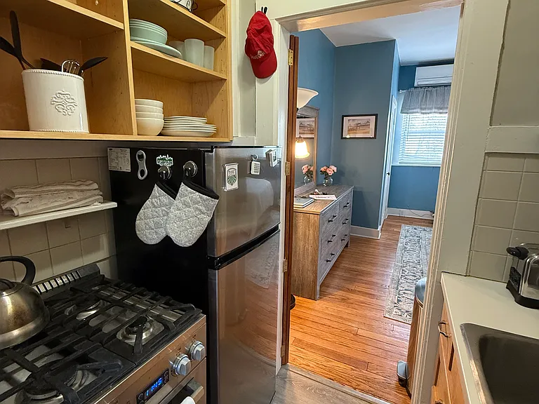 143 Caroline St #6 — Photo 8