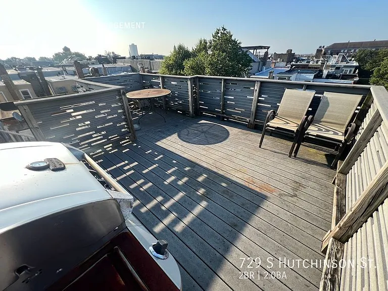 729 S Hutchinson St — Photo 25
