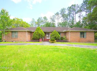 865 Planters Grove Dr, Jacksonville, FL 32221