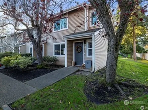 23707 13th Place S #1202, Des Moines, WA 98198
