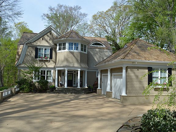 3rd image of 11604 Luvie Ct