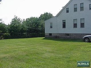 Oversized lot 100x100