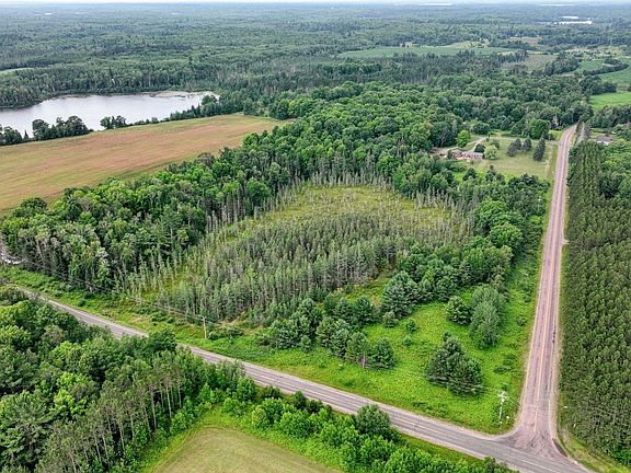 3rd image of 4 E Twin Lake Rd