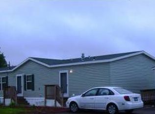 268 Riverview Rd, Chaska, MN 55318