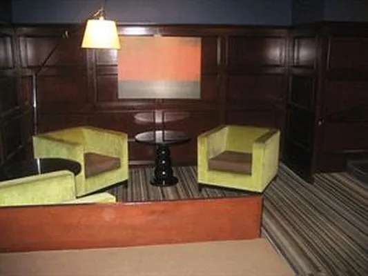 Rented by Douglas Elliman | media 15