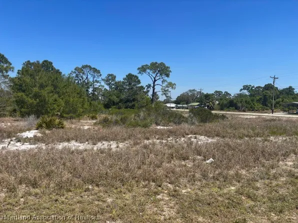 1218 Oleander St, Lake Placid, FL 33852