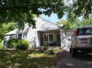 403 S 18th St, Manhattan, KS 66502