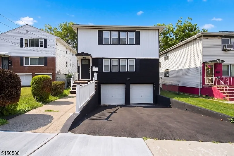 19 Evelyn Ct #2