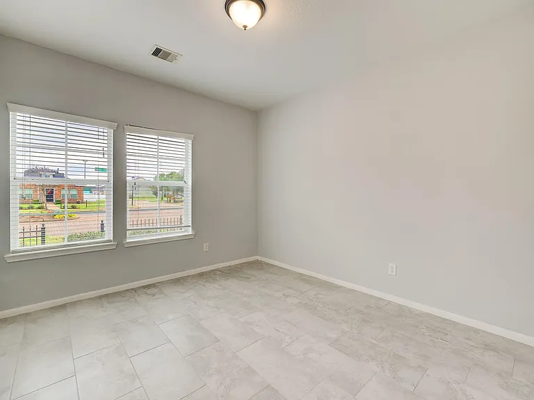 6302 Provident Green Dr — Photo 9