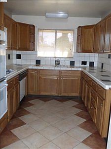 5th image of 4713 Eisenhower Way