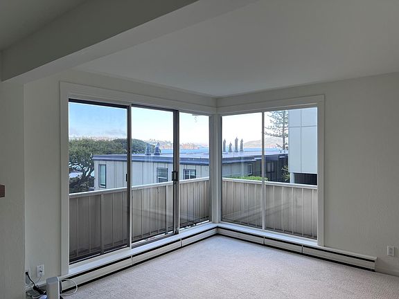 5th image of 200 South St APT 4