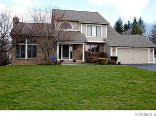 200 White Rabbit Trl, Rochester, NY 14612