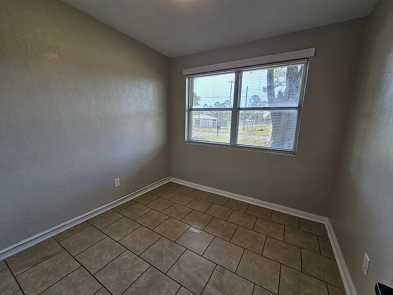 75 S Madison Dr — Photo 9