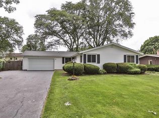 21 Woodmont Rd, Rochester, NY 14620