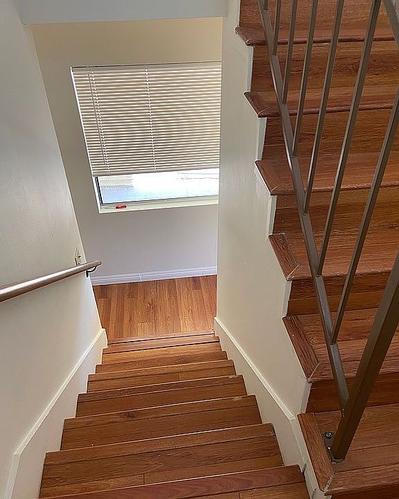 1st image of 2326 Montrose Ave