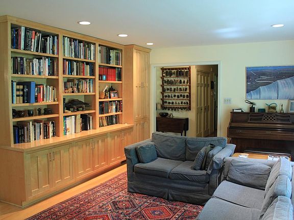 living room, facing front hall