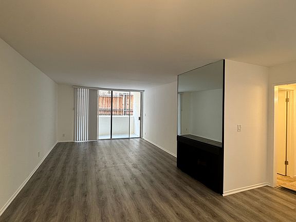 4th image of 11640 Kiowa Ave #110