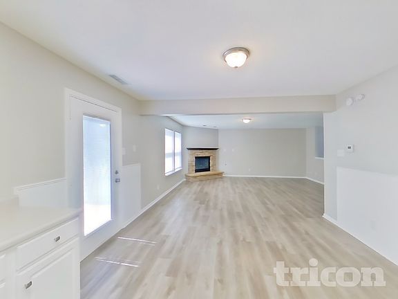 4th image of 3463 Capsella Ln