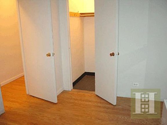 3rd image of 4 Park Ave APT 17J