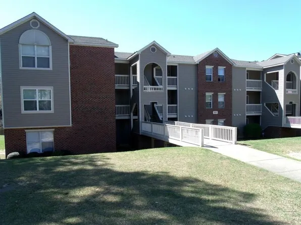 661 Bartons Landing Pl APT 2, Fayetteville, NC 28314