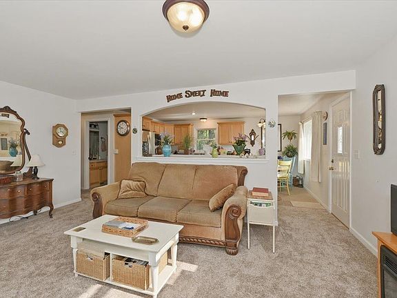 4th image of 507 2nd St