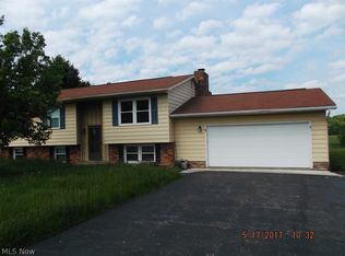 3019 New Milford Rd, Atwater, OH 44201
