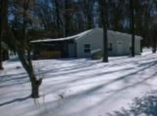4266 E Oakley Rd, Harrison, MI 48625