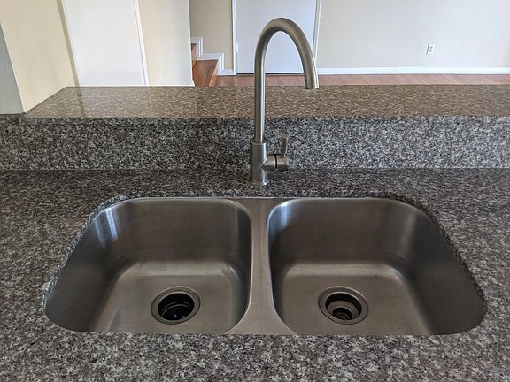 5th image of 1108 E Palmer Ave APT 29