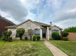 1701 Hillside Dr, Balch Springs, TX 75180