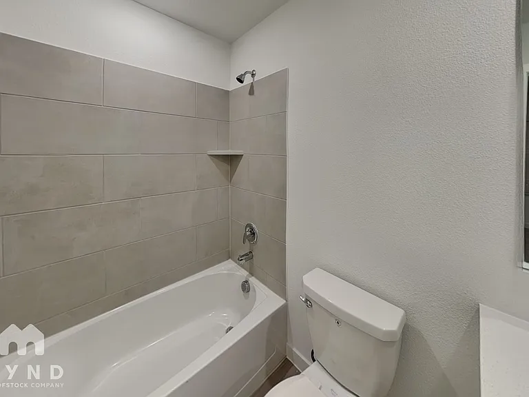 1746 Milton Dr — Photo 23