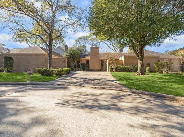 306 Commodore Way, Houston, TX 77079