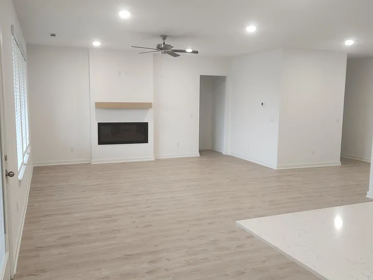 4008 Aryana Ave — Photo 4