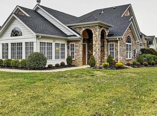 4300 Ivy Crest Cir, Louisville, KY 40241