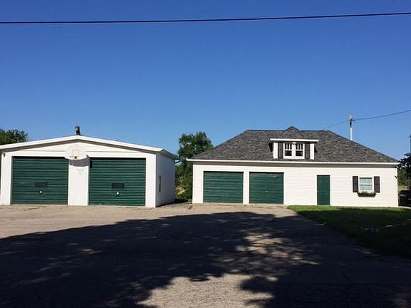 N113 Section 2 garages