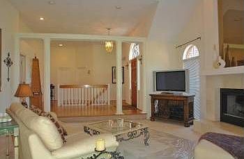 3rd image of 6645 Christopher Dr