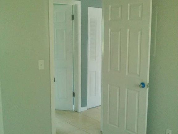 3rd image of 142 Maryland Ave APT 1