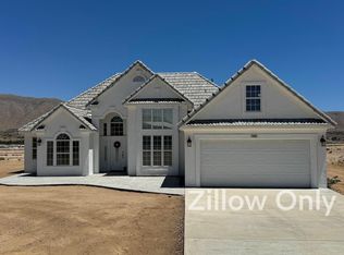 8095 Calpella Ave, Hesperia, CA 92345
