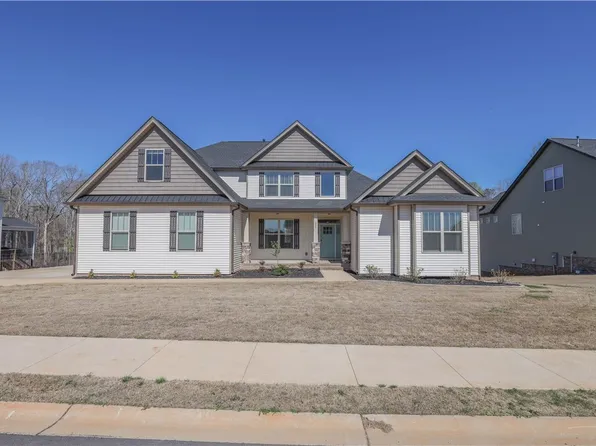 625 Alan Jeffrey Ave, Greer, SC 29651